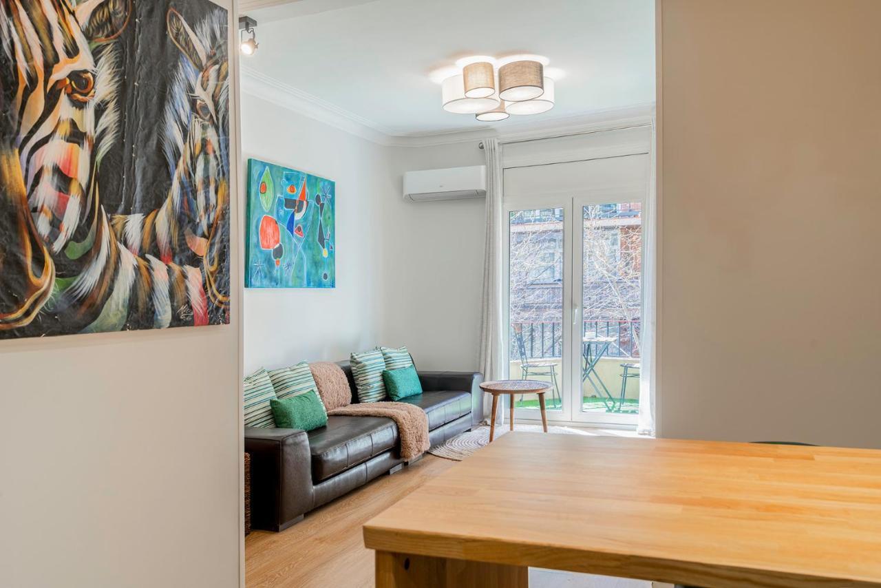 Eixample Apartment *